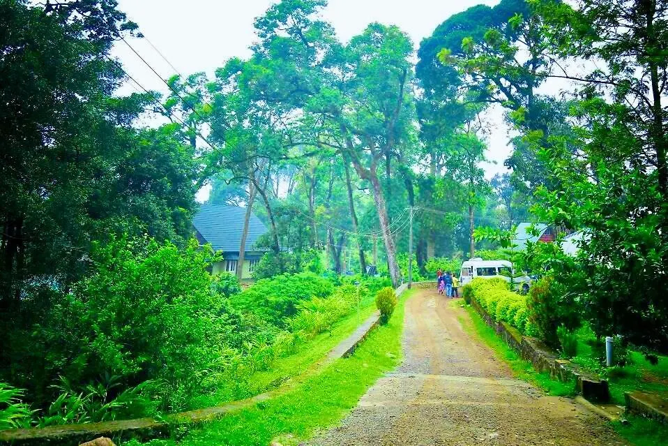 Hotel The Raarees Resort - A Hidden Resort In Munnar
